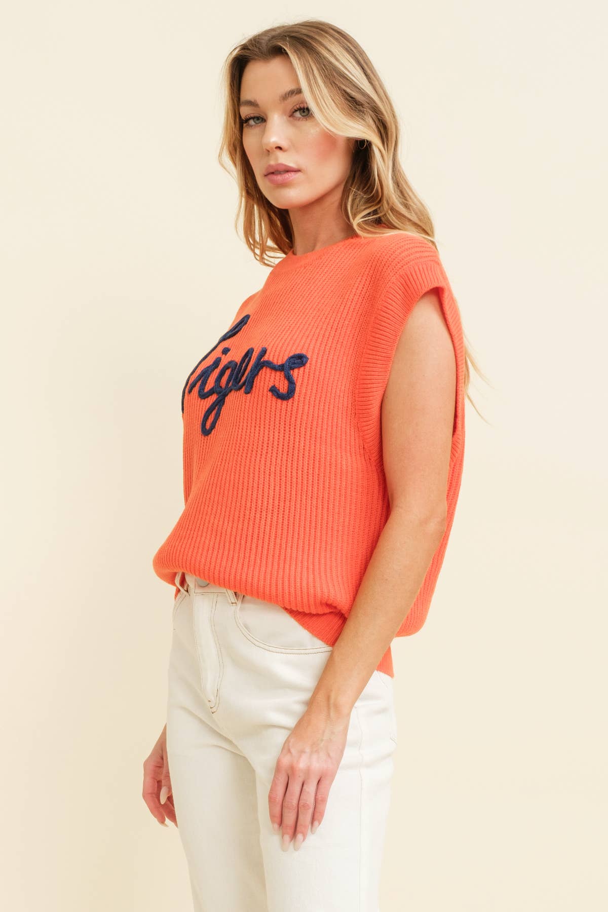 AUBURN TIGERS EMBROIDERED SLEEVELESS SWEATER TOP