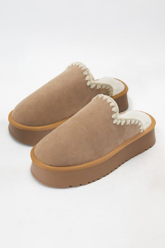 Penelope Sherpa Lined Clogs