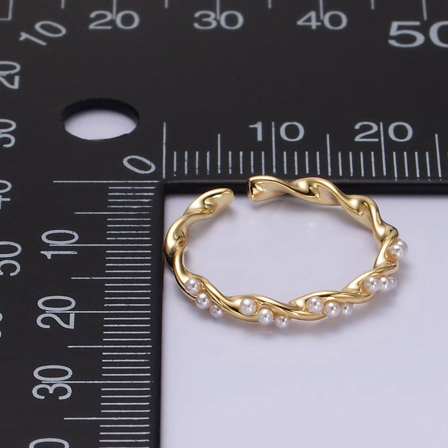 14K Gold Filled Dotted Pearl Lined Twisted Ring