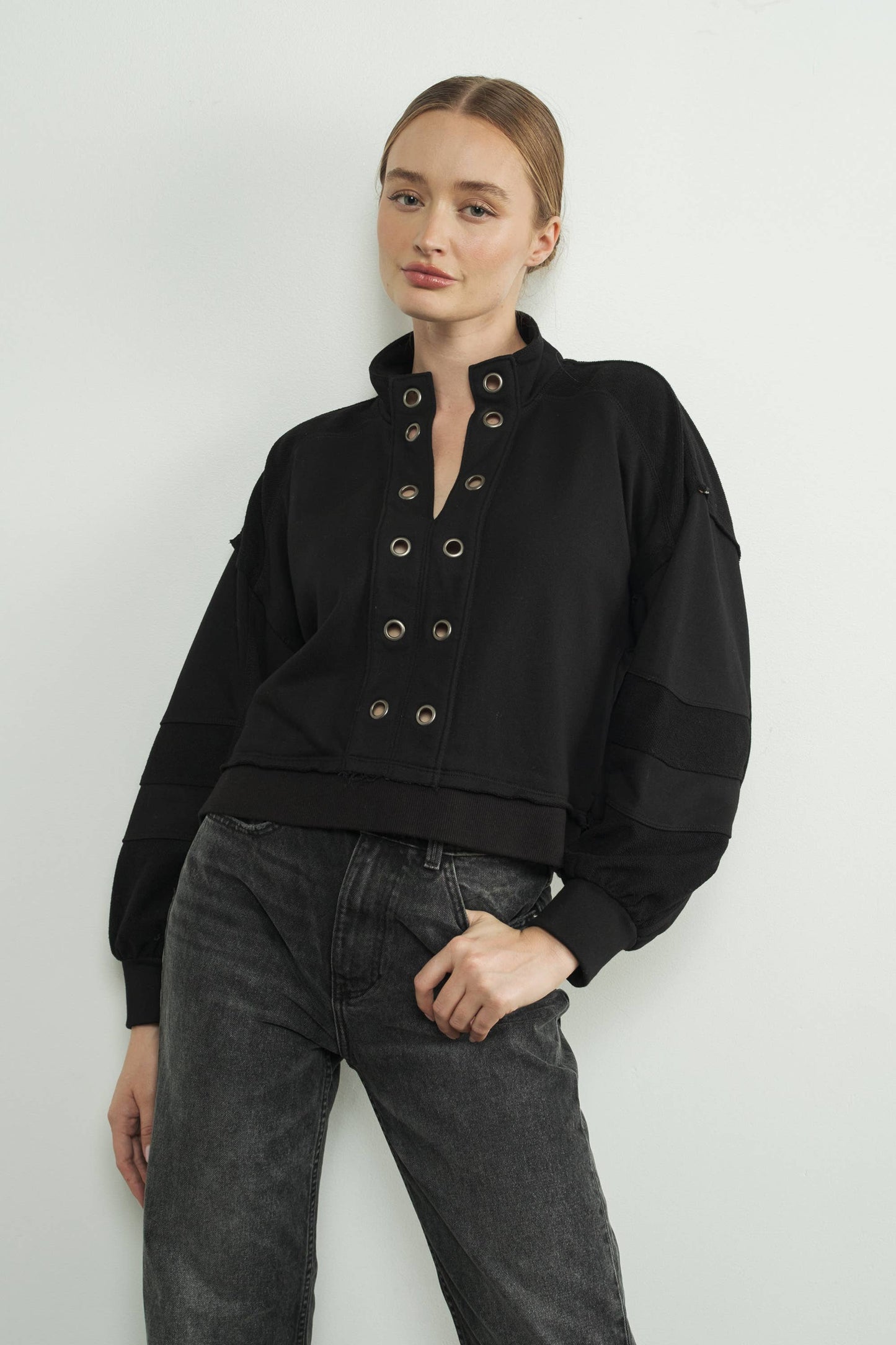 MAGGIE EYELET PLACKET HIGH NECK SWEATSHIRTS