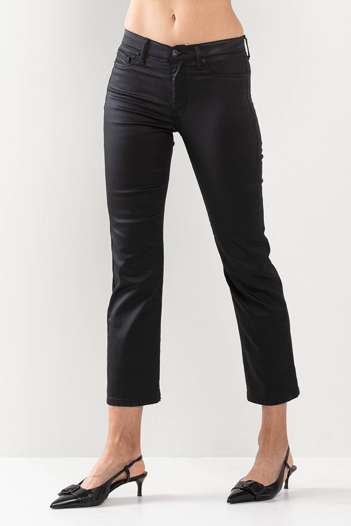 MID RISE SLIM STRAIGHT COATED JEANS IN BLACK - Lake City Boutique